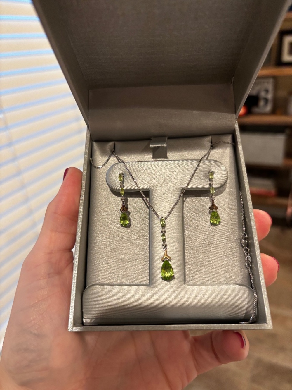 Zales necklace and earring set